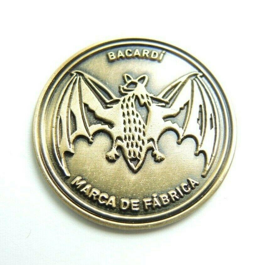 Bacardi Rum Bat Logo Marca De Fabrica 1-inch Round Lapel Pin